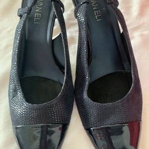 Van Eli Navy Sling Back Shoes